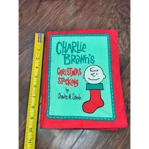 VTG Charlie Browns Christmas Stocking Soft Plush Fabric Book Charles M Schulz - Picture 9 of 9
